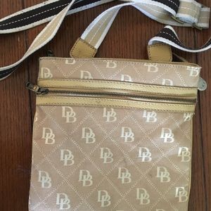 Used Dooney & Bourke crossbody bag